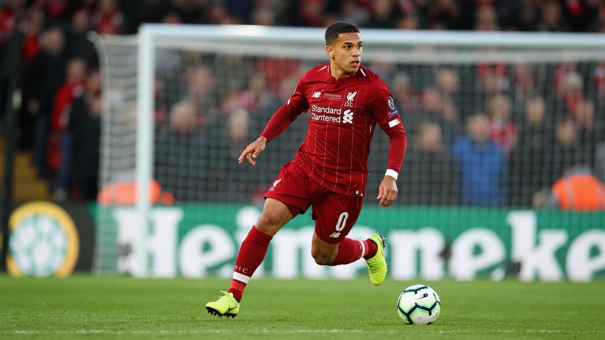 曾经阻挡风格十分相似情形来自罗伯托·菲尔米诺个人职