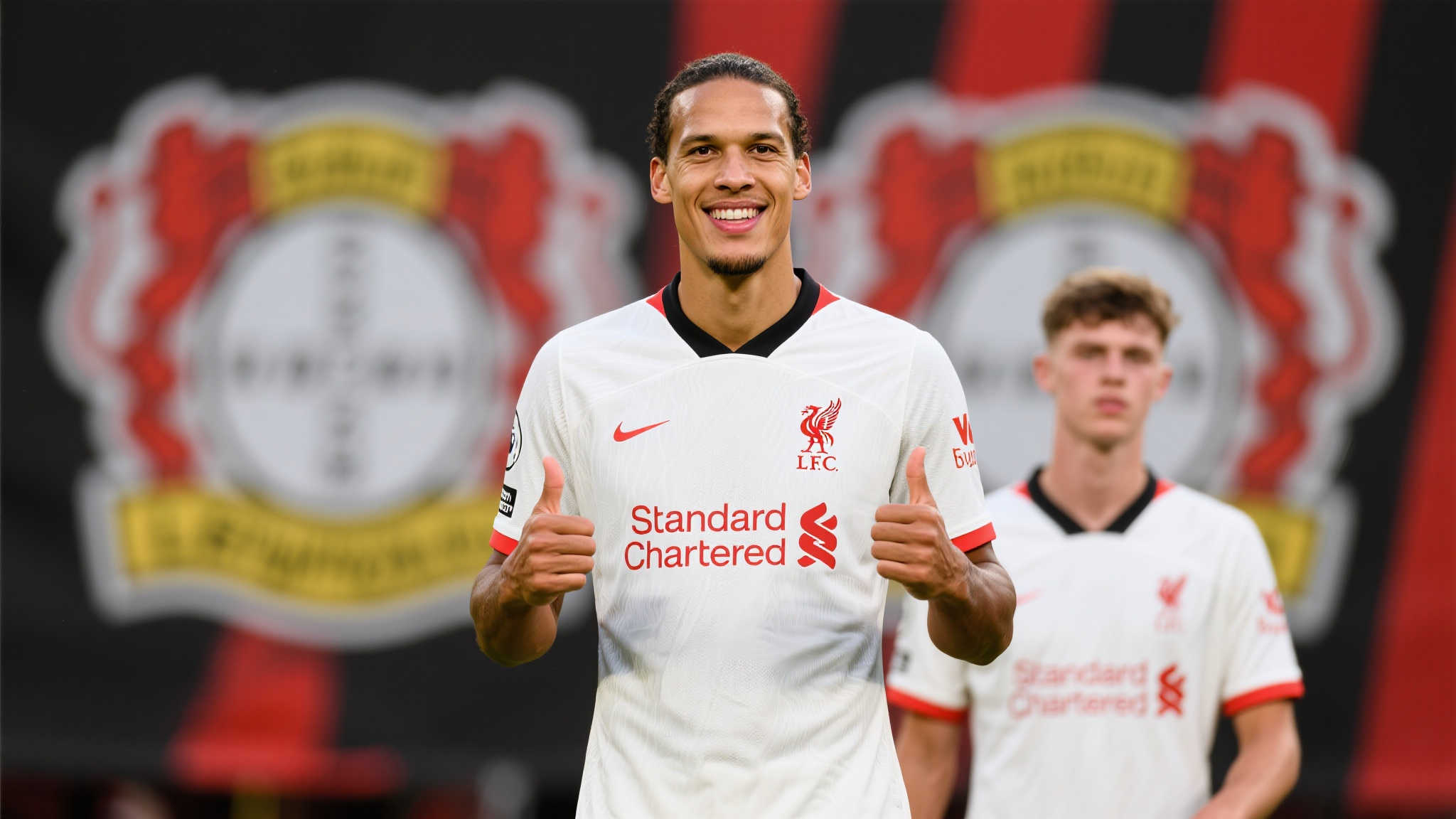 对于勒沃库森而言，这笔签约不仅是后防线的直接补强，